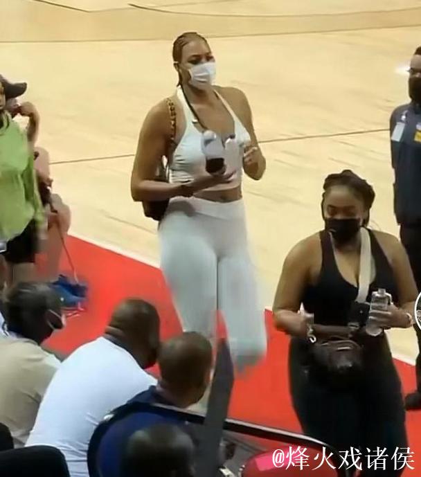 网红1米68单挑击败2米05坎贝奇，美媒热议